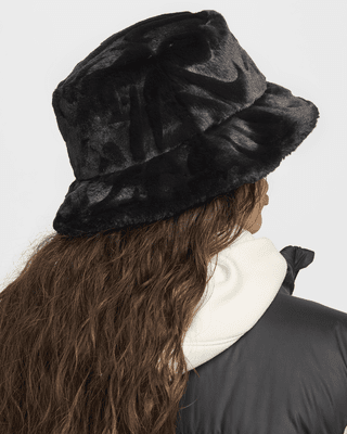 Nike Nike Apex Faux Fur Bucket Hat