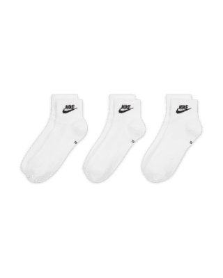 Nike Nike Everyday Essential Ankle Socks (3 Pairs)