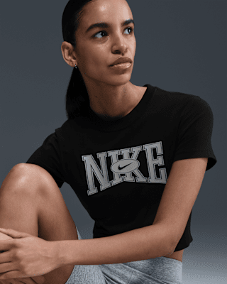 Nike Nike Sportswear Women's Slim Cropped T-Shirt