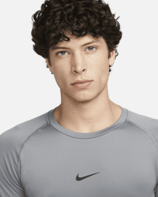 Nike Nike Pro Men's Dri-FIT Tight Long-Sleeve Fitness Top
