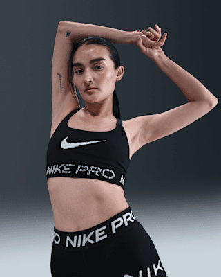 Nike Nike Pro Women's Light-Support Non-Padded Sports Bra