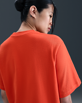 Nike Nike Sportswear Essential Women's Boxy T-Shirt