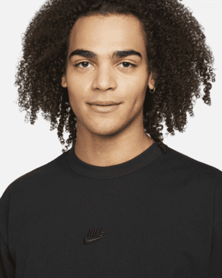 Nike Nike Sportswear Premium Essentials Men's Long-Sleeve T-Shirt