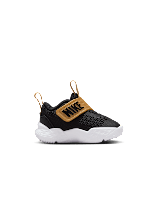 Nike Nike Team Hustle D 12 Big Kids' Basketball Shoes