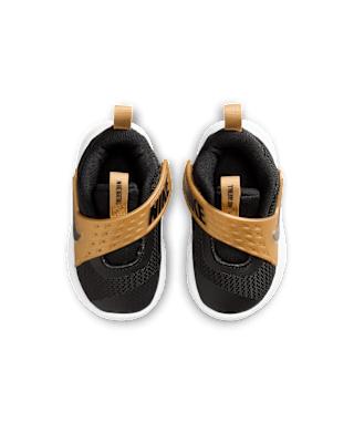 Nike Nike Team Hustle D 12 Big Kids' Basketball Shoes