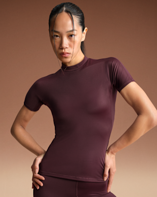 Nike NikeSKIMS Shine Women's Mock-Neck Short-Sleeve Top