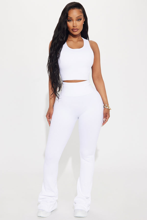 Fashion Nova Beach Body Effortless Seamless Active Yoga Pant - White