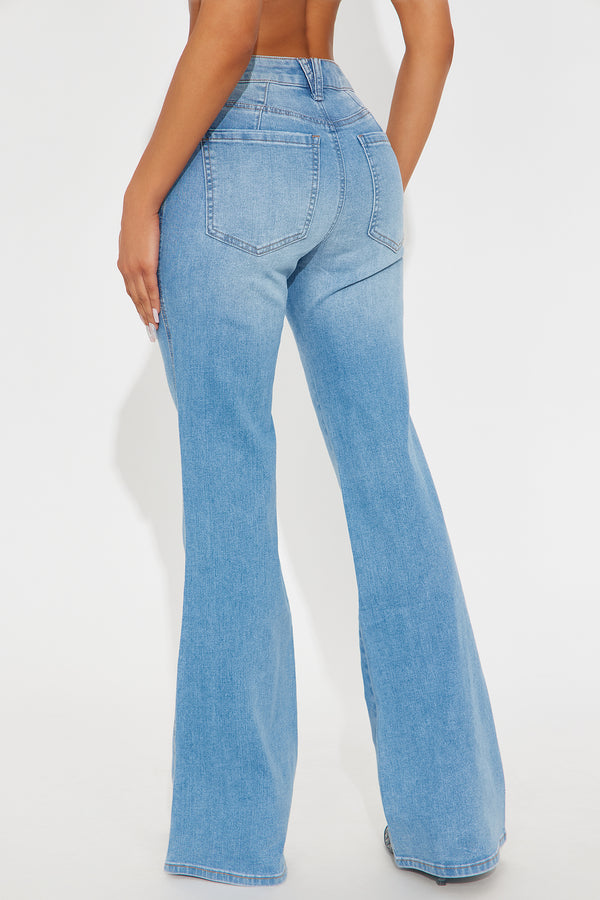 Fashion Nova Beatrice Mid Rise Flare Jeans - Medium Wash