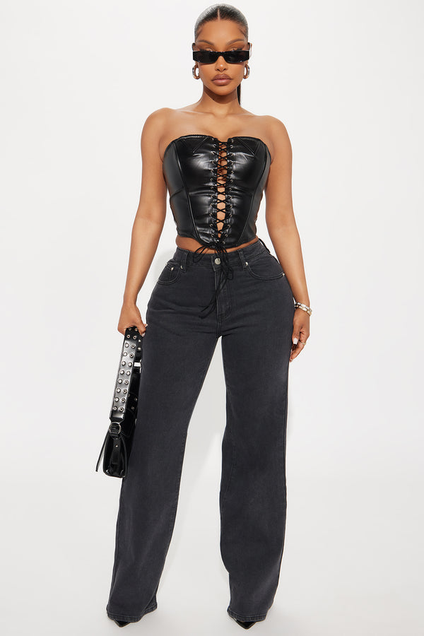 Fashion Nova Bonafide Basic Straight Leg Jeans - Black Wash