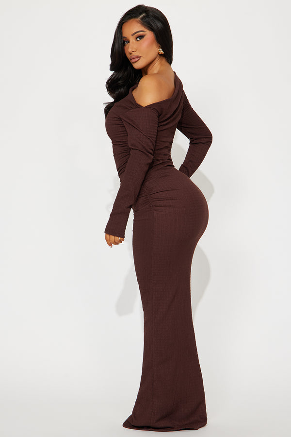 Fashion Nova Carolina Off Shoulder Maxi Dress - Brown