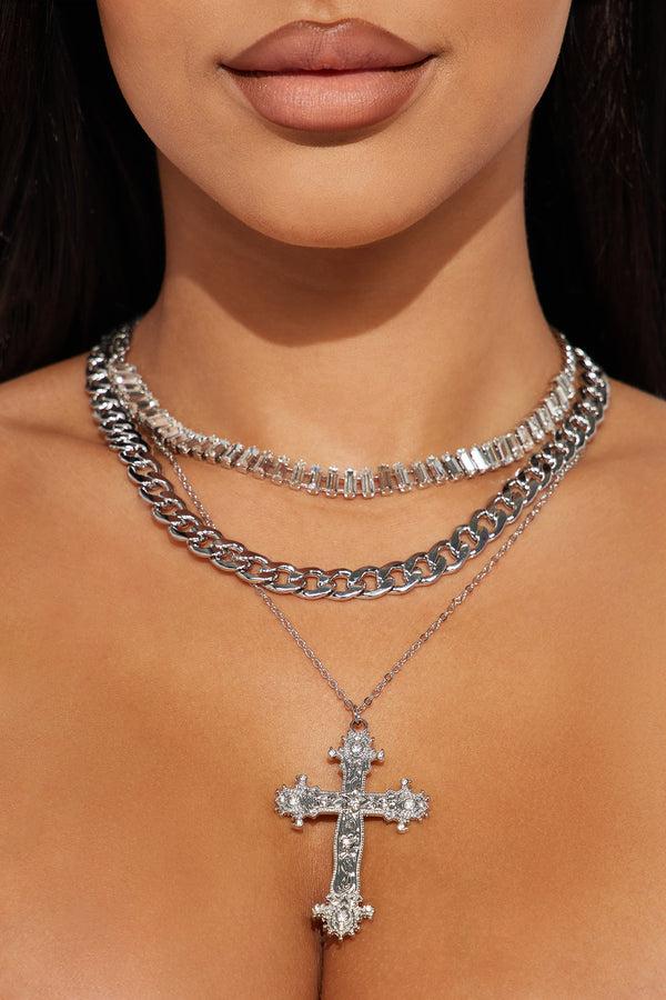 Fashion Nova Cross Your Heart Babe Necklace - Silver
