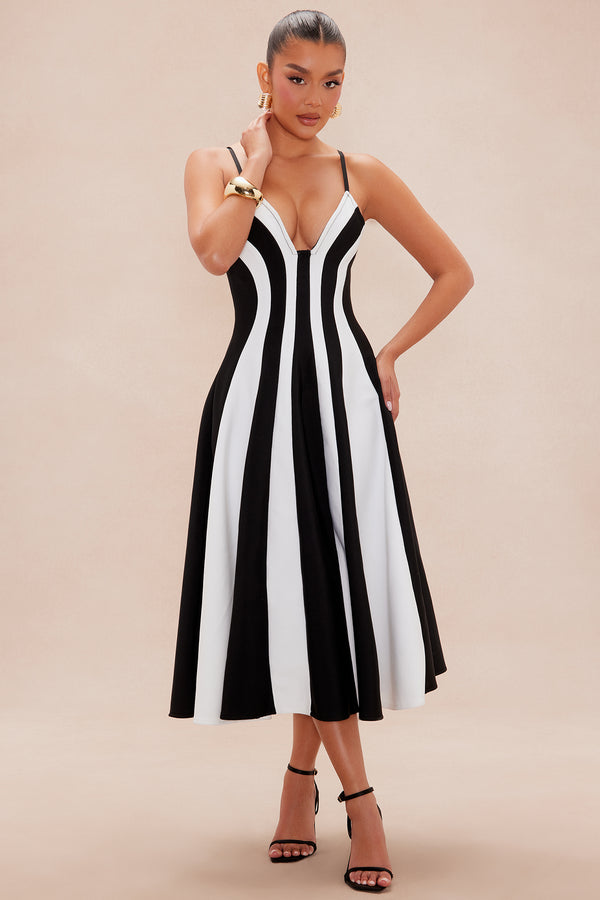 Fashion Nova Diana Bandage Maxi Dress - Black/White