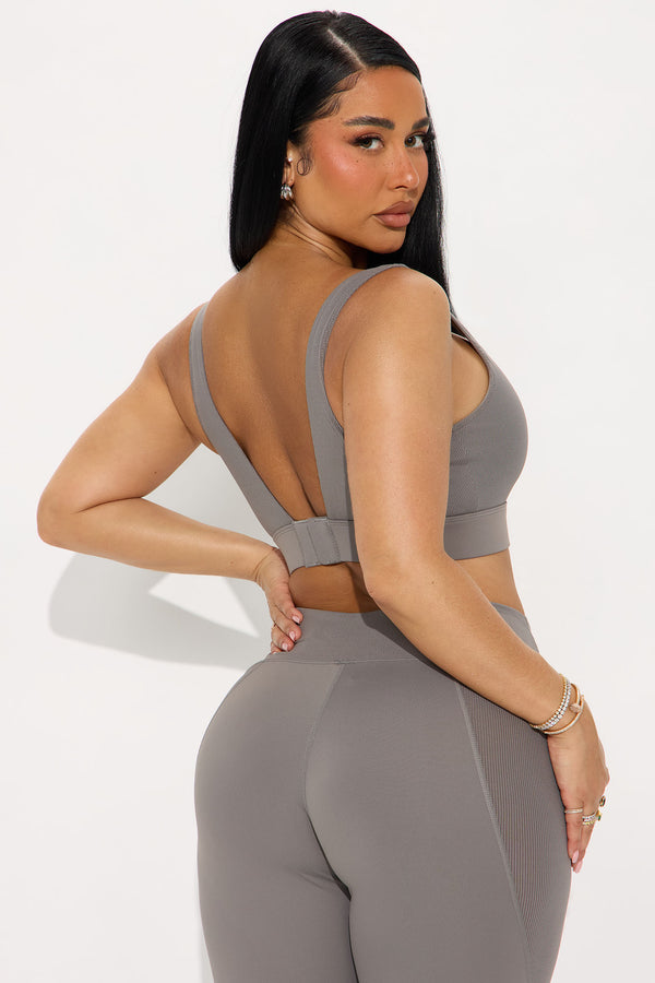 Fashion Nova Everyday Gains Sports Bra - Charcoal