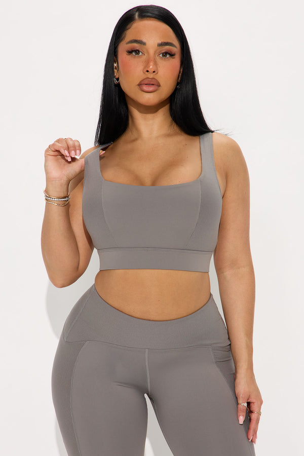 Fashion Nova Everyday Gains Sports Bra - Charcoal
