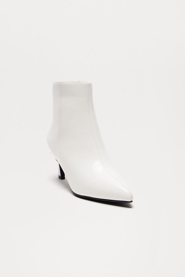 Fashion Nova Galway Booties - White