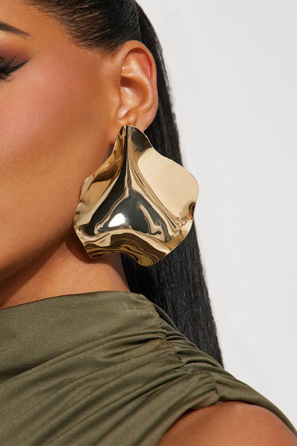 Fashion Nova Golden Foil Flakes Earrings - Gold