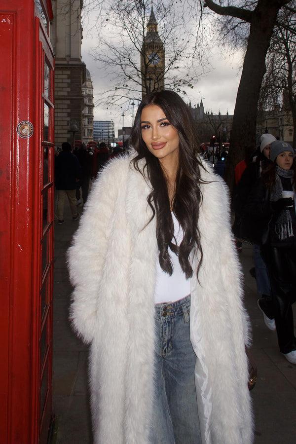 Fashion Nova Jobelle Faux Fur Coat - White