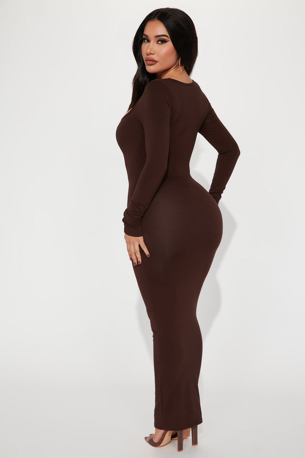 Fashion Nova Makenzie Maxi Dress - Chocolate