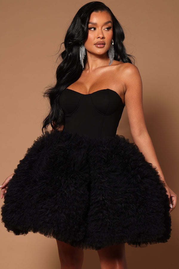 Fashion Nova Nikki Ruffle Mini Dress - Black
