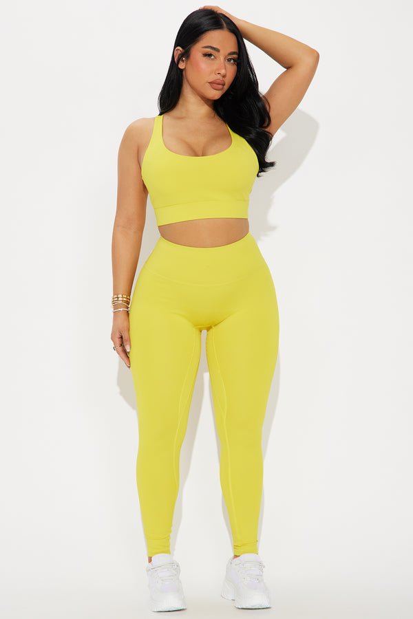 Fashion Nova Very Mindful Sports Bra - Mustard