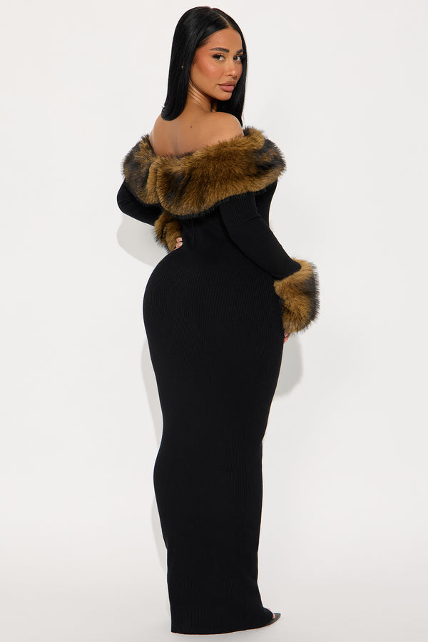 Fashion Nova Frostbite Fashion Sweater Maxi Dress - Black/combo