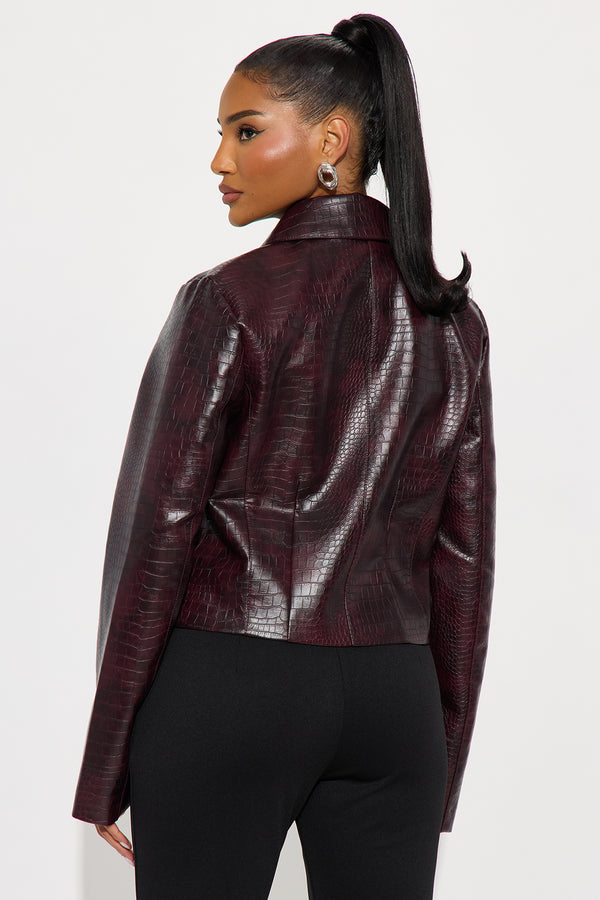 Fashion Nova Gina Croc Faux Leather Jacket - Burgundy