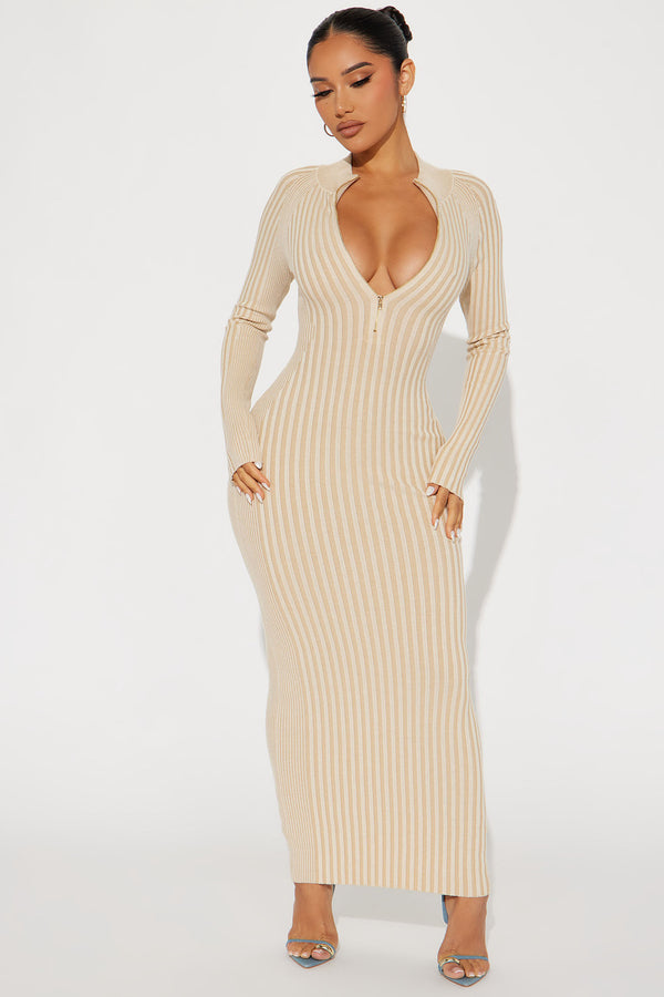Fashion Nova Keeping You Warm Sweater Maxi Dress - Cream