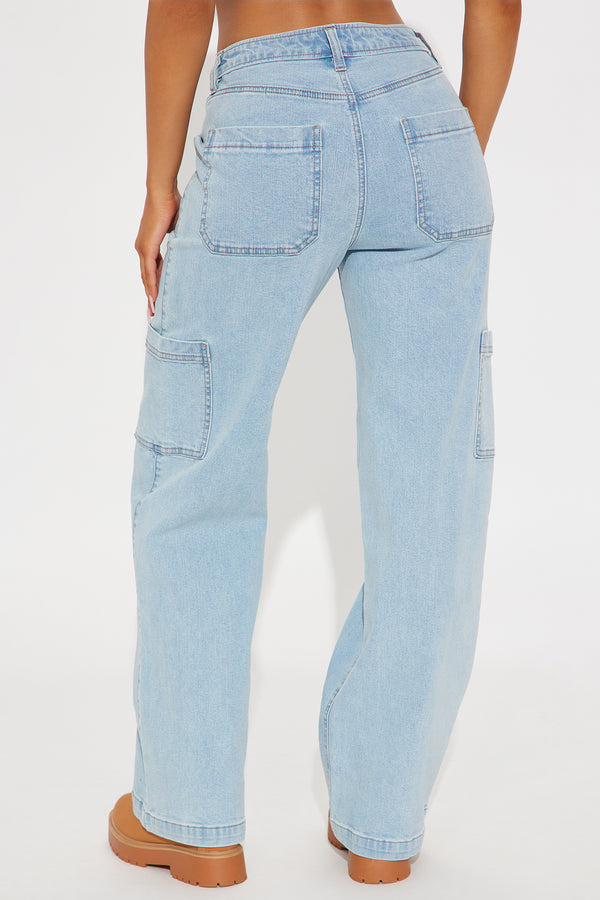 Fashion Nova Newport Stretch Seamed Straight Leg Jeans - Light Wash
