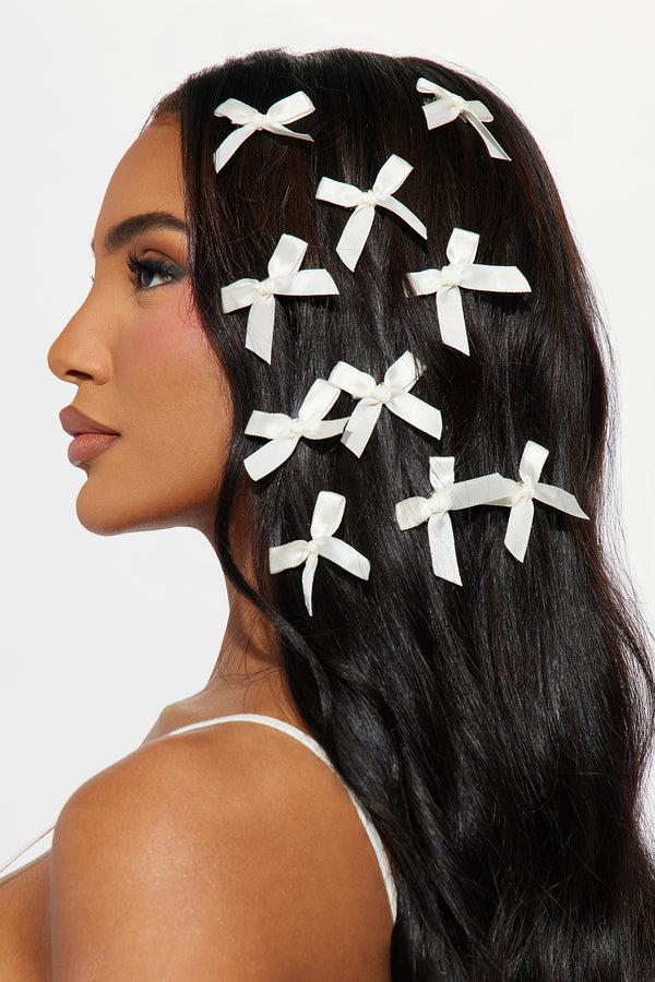 Fashion Nova Too Cute To Be Stressed Hair Clip Set - White