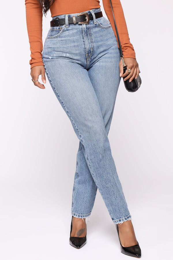 Fashion Nova Very Special High Rise Mom Jeans - Medium Wash