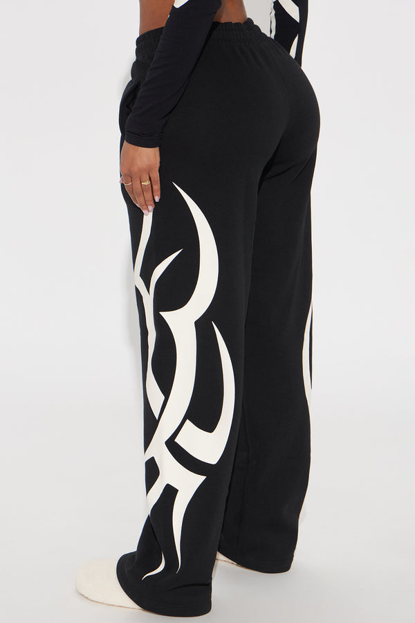 Fashion Nova Von Dutch Trendy Wide Leg Pant - Black/White