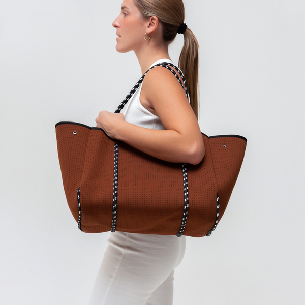 Forever21 EVERYDAY TOTE CHOCOLATE LOVER