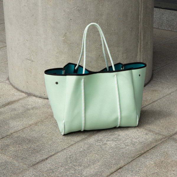 Forever21 EVERYDAY TOTE GREEN PASTEL