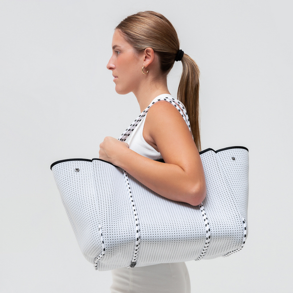 Forever21 EVERYDAY TOTE NOT WHITE