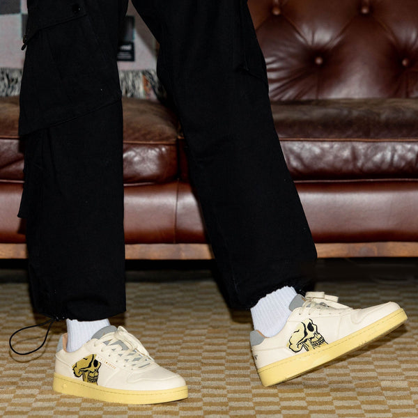 Forever21 FG-1 LOW "TRUST NO ONE" - BONE/GREY Beige