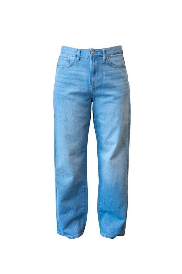 Forever21 High-Rise Jeans LIGHT DENIM