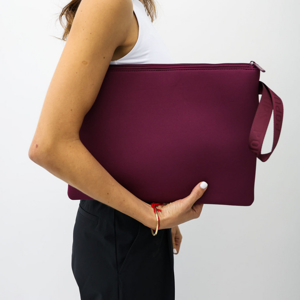 Forever21 LAPTOP SLEEVE BERRY