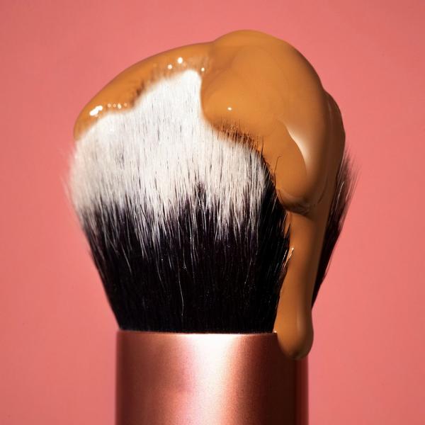 Ulta Real Techniques  Expert Face Liquid And Cream Foundation Makeup Brush