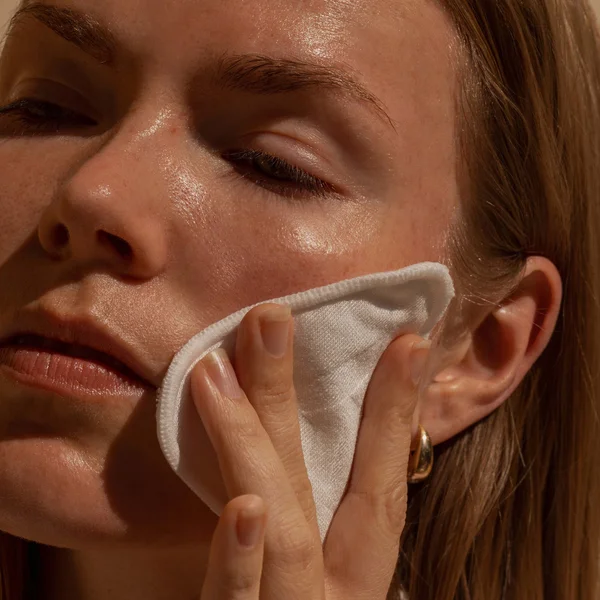 Alpha-H Liquid Gold Exfoliating Treatment With 5% Glycolic Acid 30ml