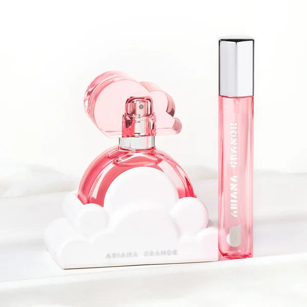 Ariana Grande Cloud Pink Gift Set (Worth £45)