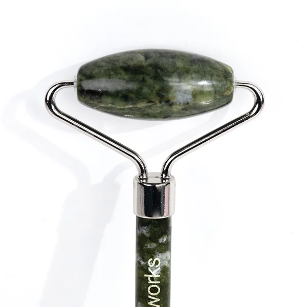 Brushworks HD Jade Roller