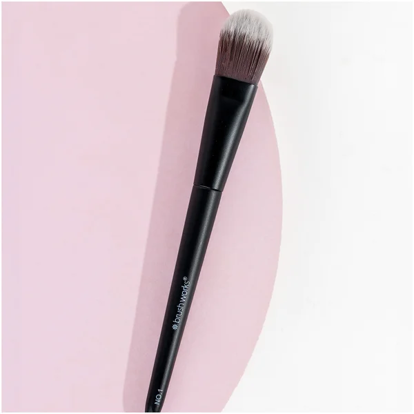 Brushworks No. 1 Foundation Brush