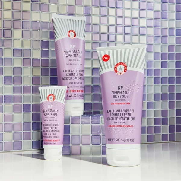 First Aid Beauty KP Bump Eraser Body Scrub With 10% AHA 283.5g