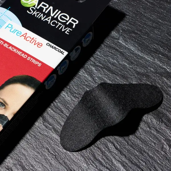 Garnier Pure Active Intensive Anti Blackhead Charcoal Nose Strips