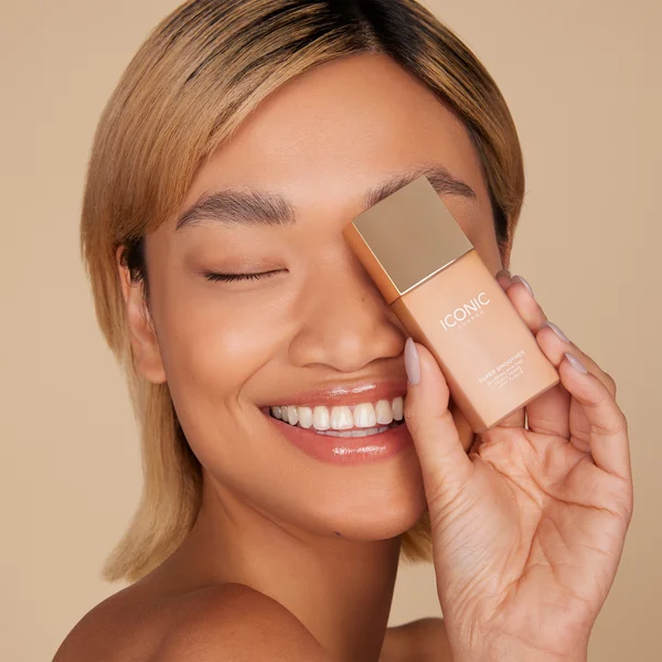 ICONIC London Super Smoother Blurring Skin Tint 30ml (Various Shades)