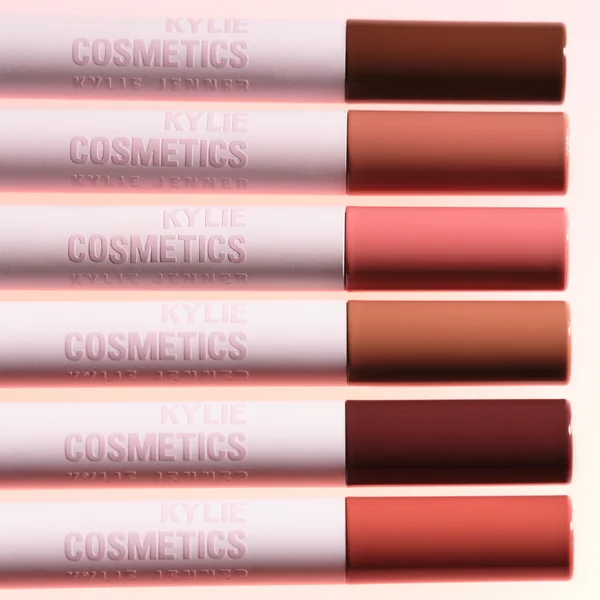 Kylie Cosmetics Plumping Lip Liner Liner 11g (Various Shades)