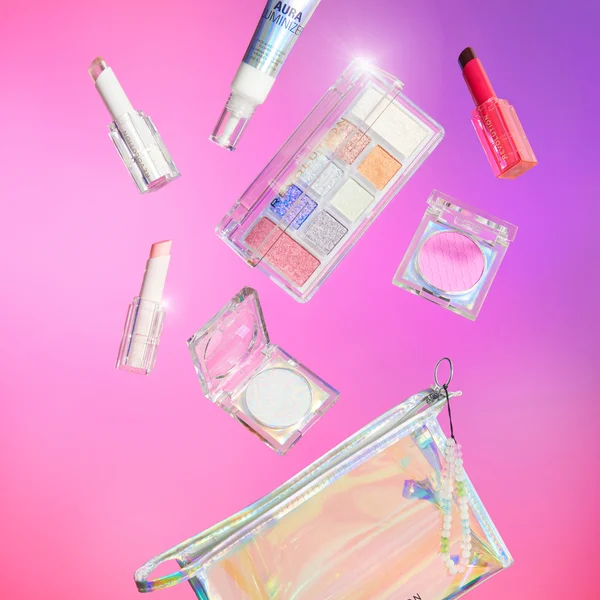 Makeup Revolution Mood Switch Holographic Makeup Bag