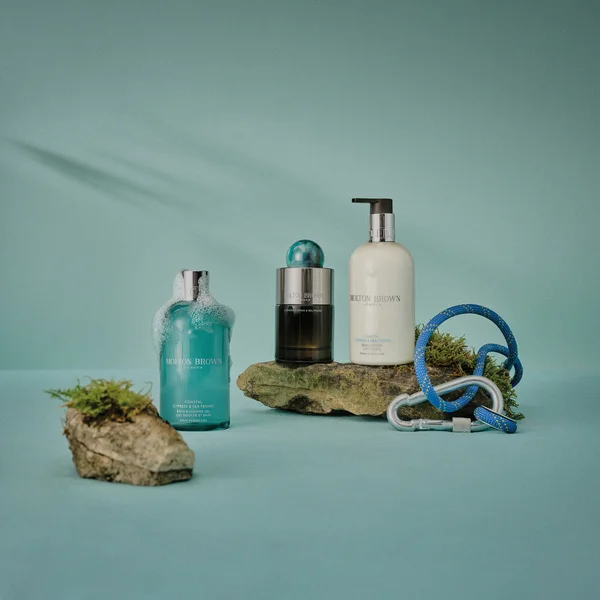 Molton Brown Coastal Cypress And Sea Fennel Bath And Shower Gel 300ml