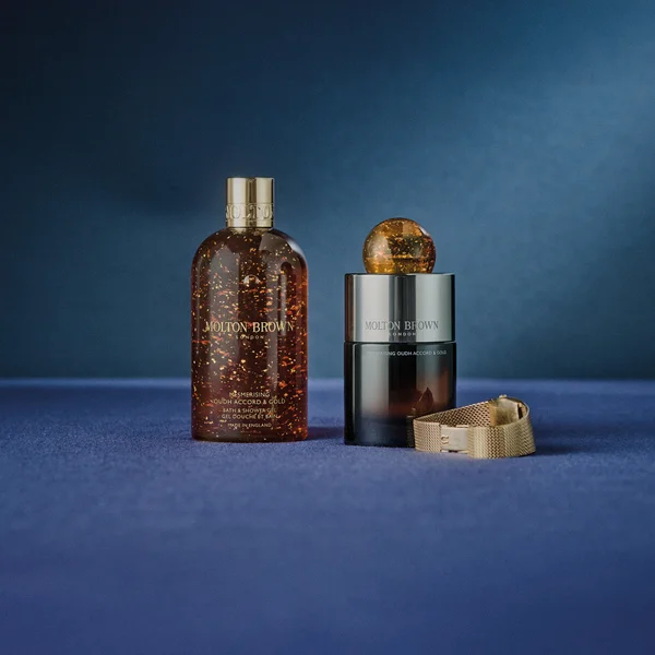 Molton Brown Mesmerising Oudh Accord And Gold Bath And Shower Gel 300ml