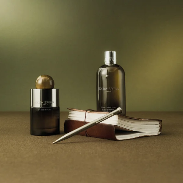 Molton Brown Tobacco Absolute Bath And Shower Gel 300ml